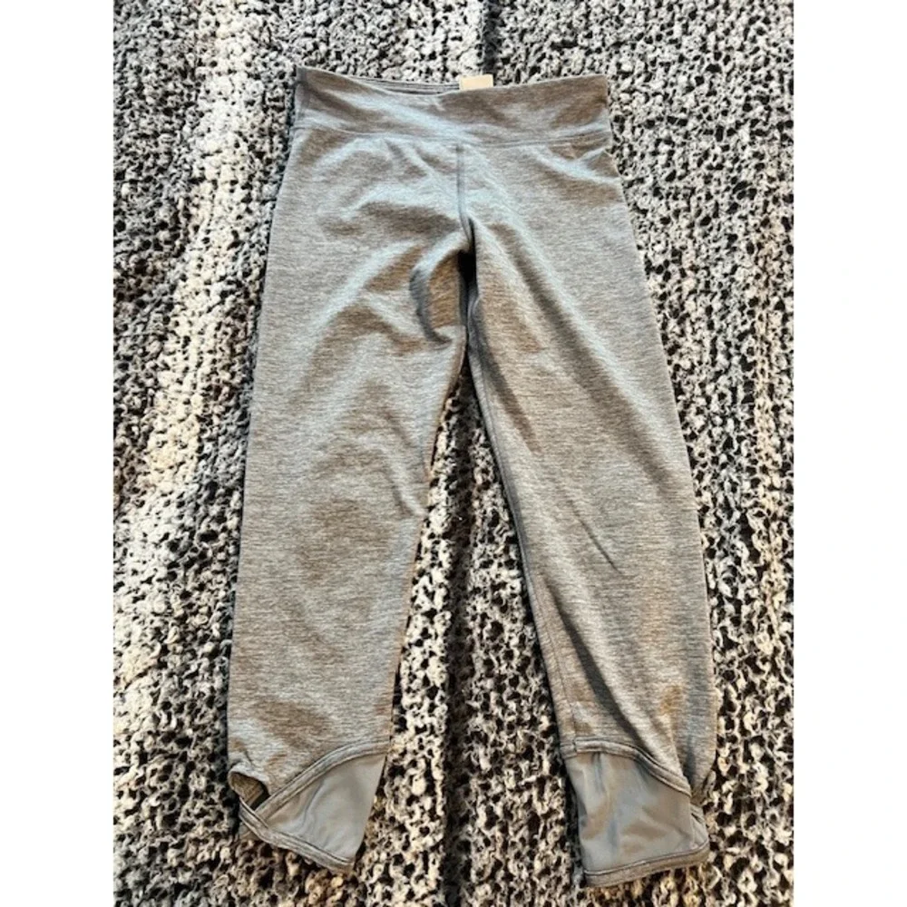 Girl's Old Navy‎ Active Gray Capri Leggings Size L